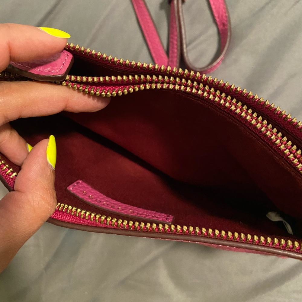 Marc jacob hot pink purse